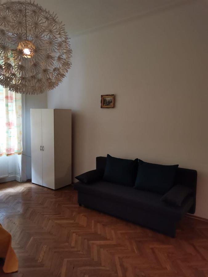 Museum Quartier Apartment Вена Экстерьер фото