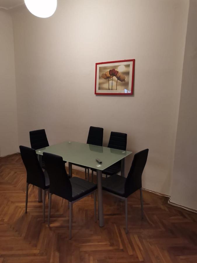 Museum Quartier Apartment Вена Экстерьер фото