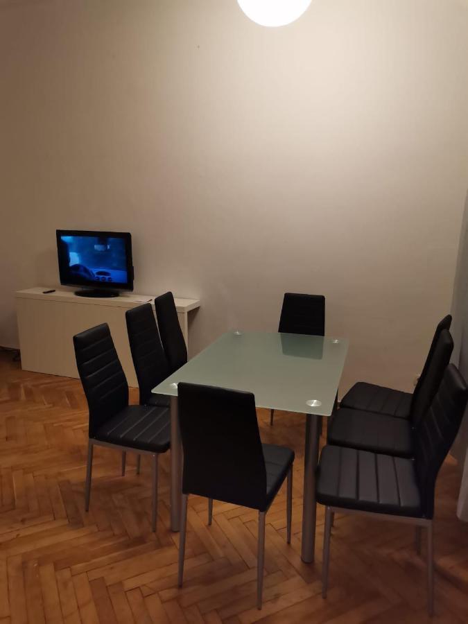 Museum Quartier Apartment Вена Экстерьер фото
