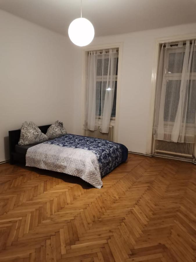 Museum Quartier Apartment Вена Экстерьер фото